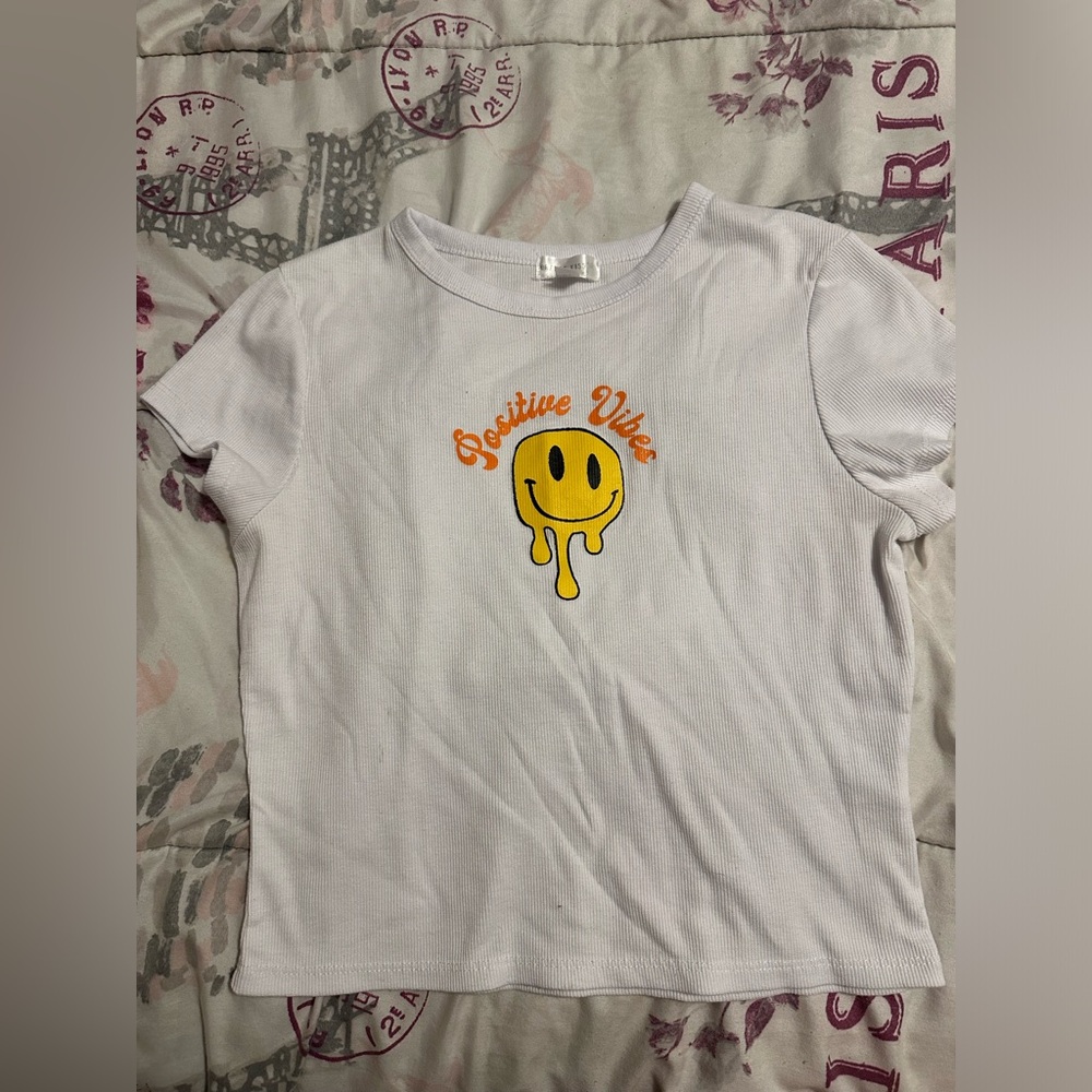 positive vibes white cropped tee